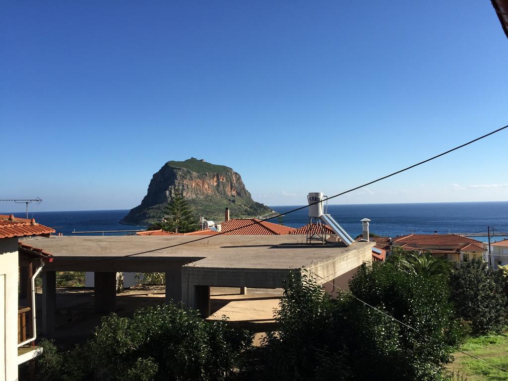 Monemvasia Green Apartments 객실 사진